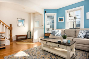 Steps to Downtown Rooftop Deck Flexible Temp Stay